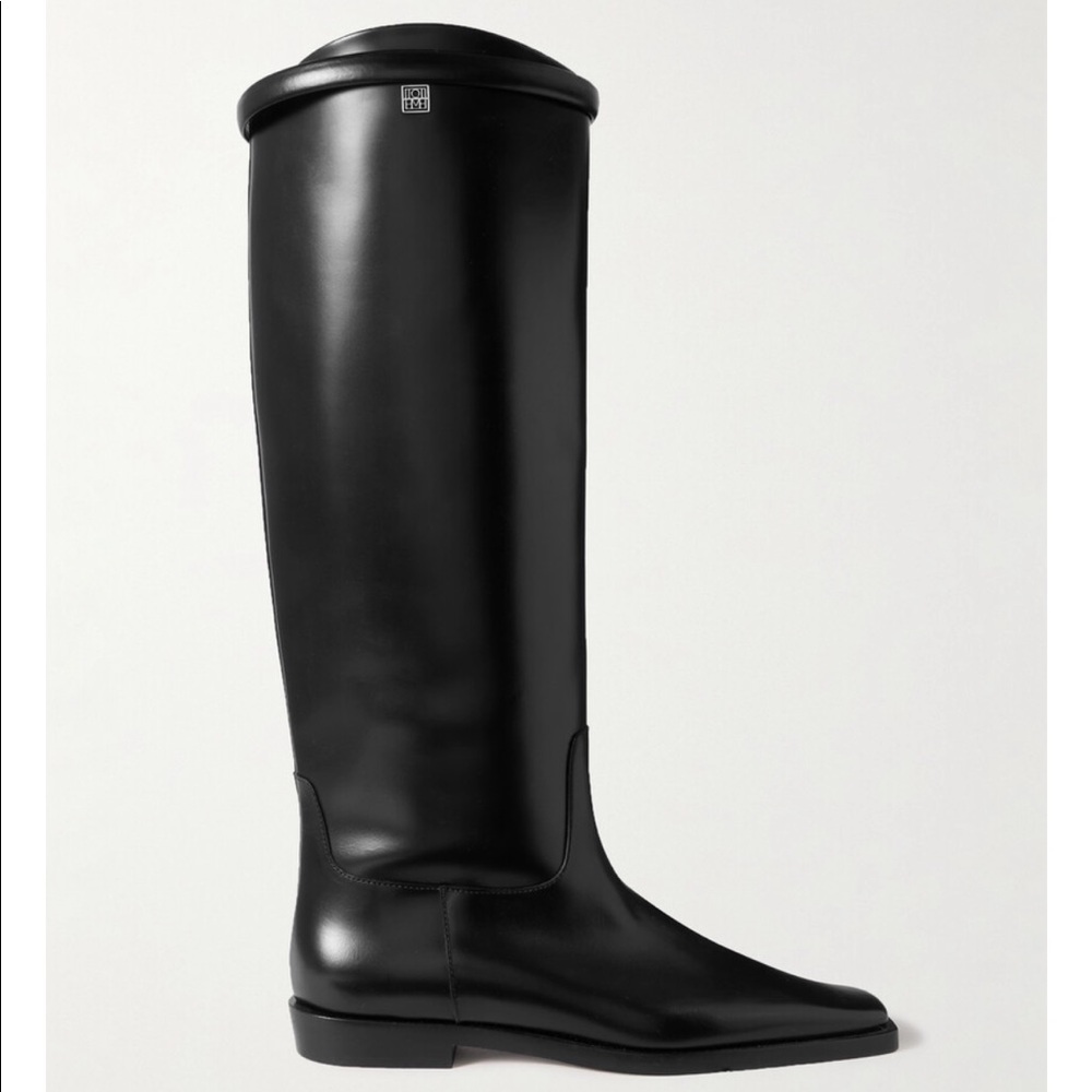 NWT and Box Toteme // Leather Riding Boots in Black